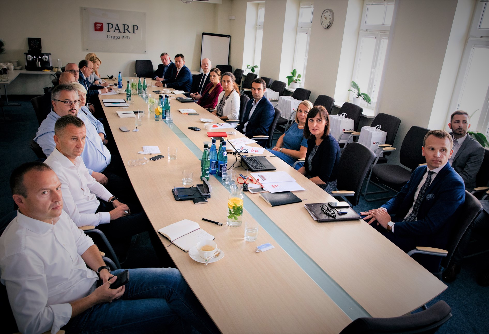 PARP i duże firmy o wspieraniu przedsiębiorczości 