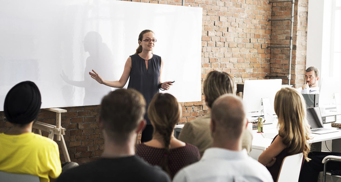 Jak rozwinąć firmę dzięki środkom europejskim. Dowiedz się więcej na spotkaniu informacyjnym...