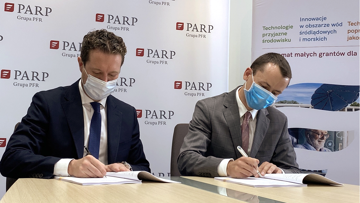 Marcin Czyża, zastępca prezesa Polskiej Agencji Rozwoju oraz Mateusz Wiszniewski, wiceprezes zarządu WTW Poland Sp. z o.o. (fot. PARP)