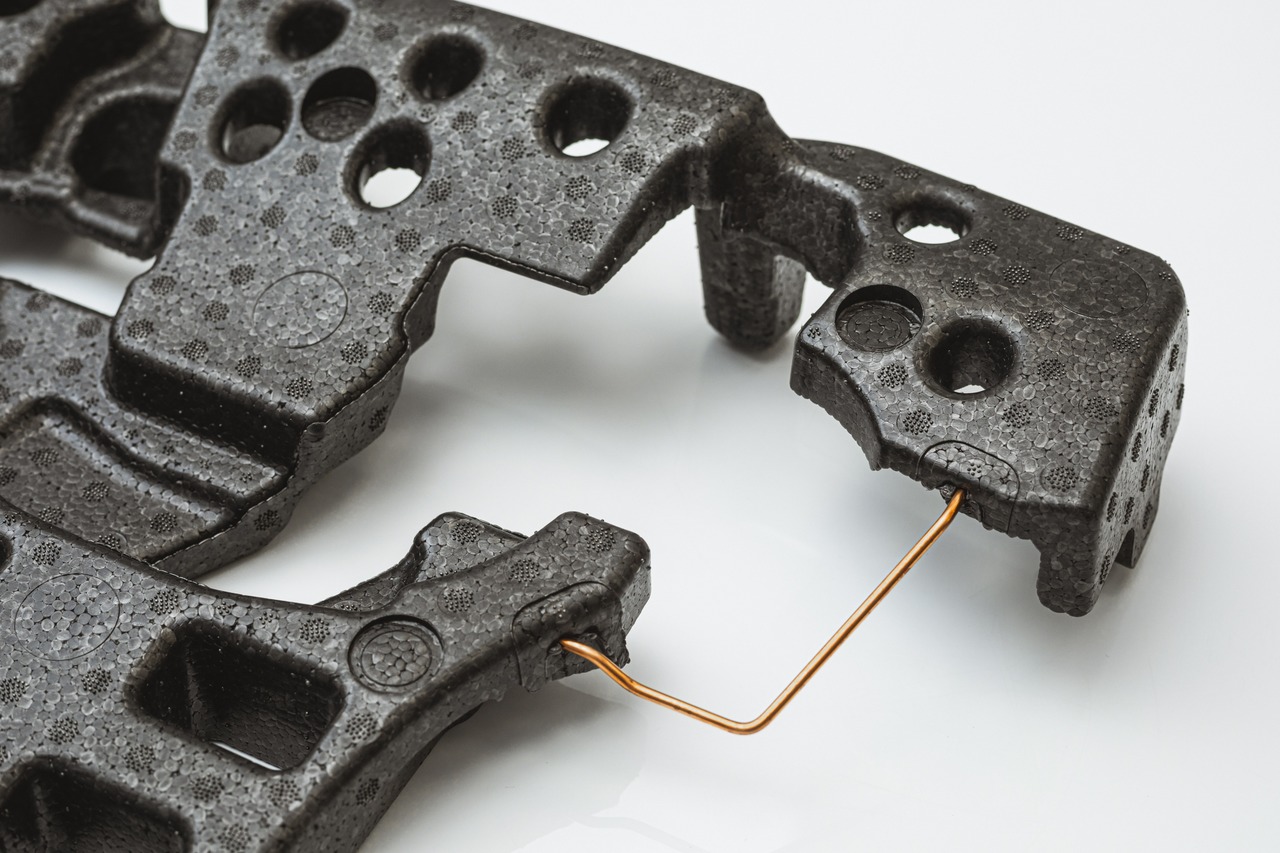 Czarne części urządzenia